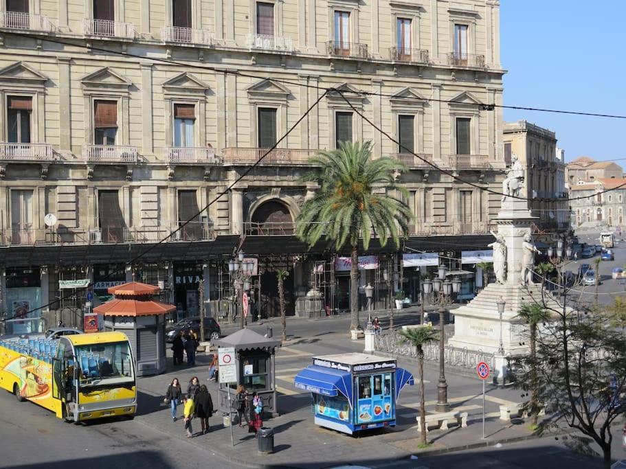 Stesicoro-Duomo Elegante Appartamento In Centro 卡塔尼亚 外观 照片